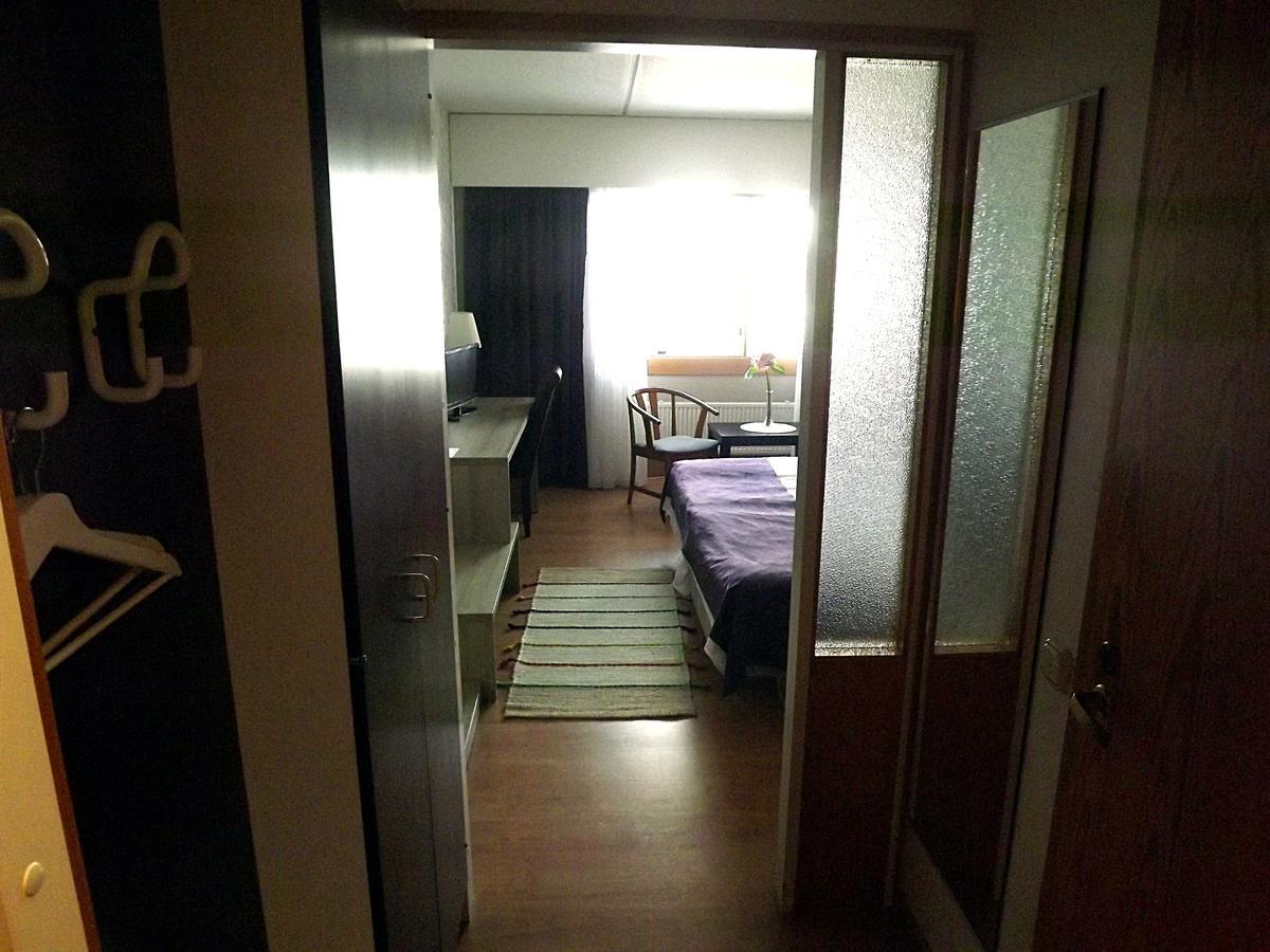 Hotelli Ravintola Alavus 66 Екстериор снимка