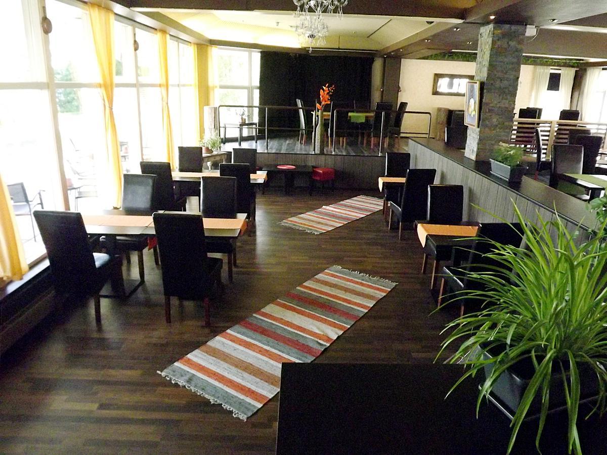 Hotelli Ravintola Alavus 66 Екстериор снимка